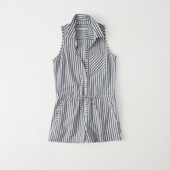 ✨ HP✨Abercrombie & Fitch Classic Romper ✨ - Picture 4 of 8